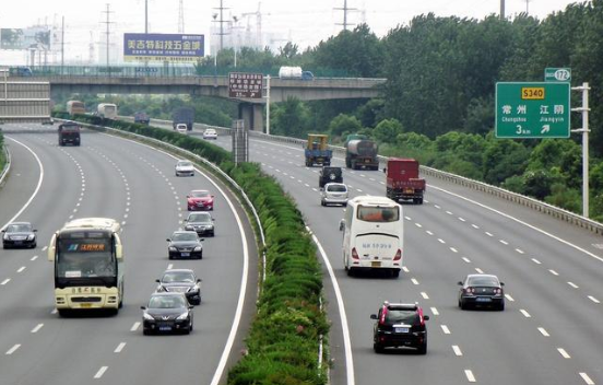 春节返乡必看！高速收费怎么算？一类车每公里0.45或0.6元