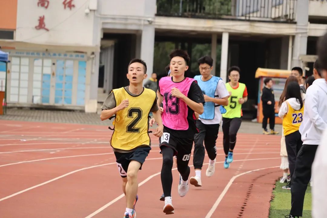 四川大学2021年运动会开幕式举行,多项赛事成绩亮眼