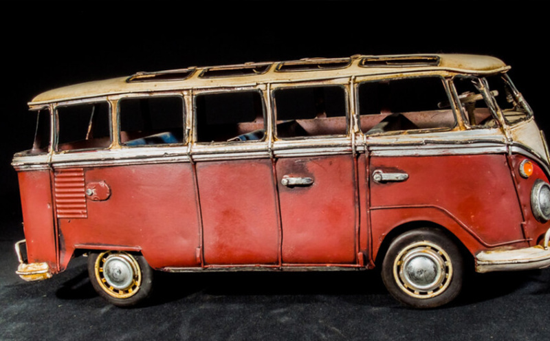 高速掉头逆行事故如何判罚，交通事故认定标准是什么？