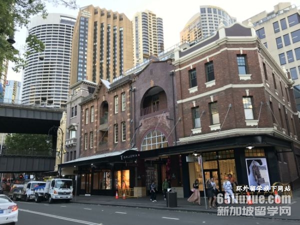 麦吉尔大学奖学金金额与留学费用详解