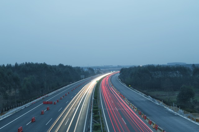 高速停车新规解读:告别超时收费,让跑高速更省心